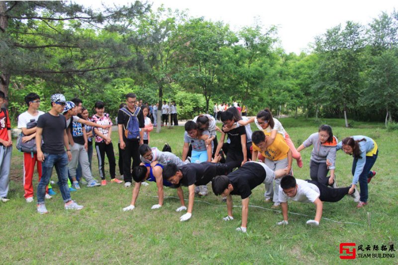 拓展八人過河、怪獸過河游戲圖片高清