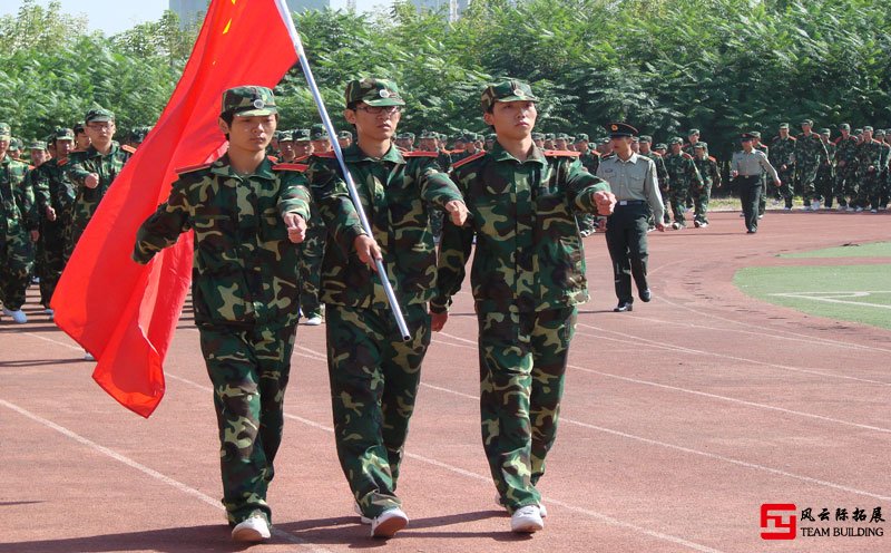 學生軍訓