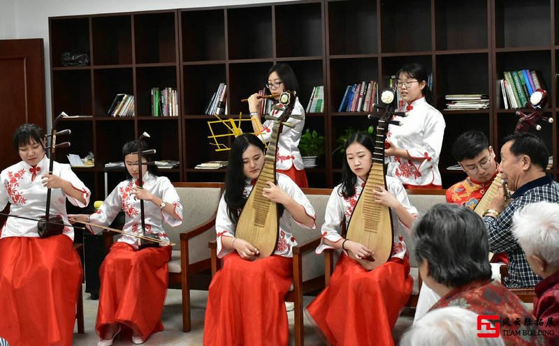 大學(xué)生公益1天團建拓展活動方案