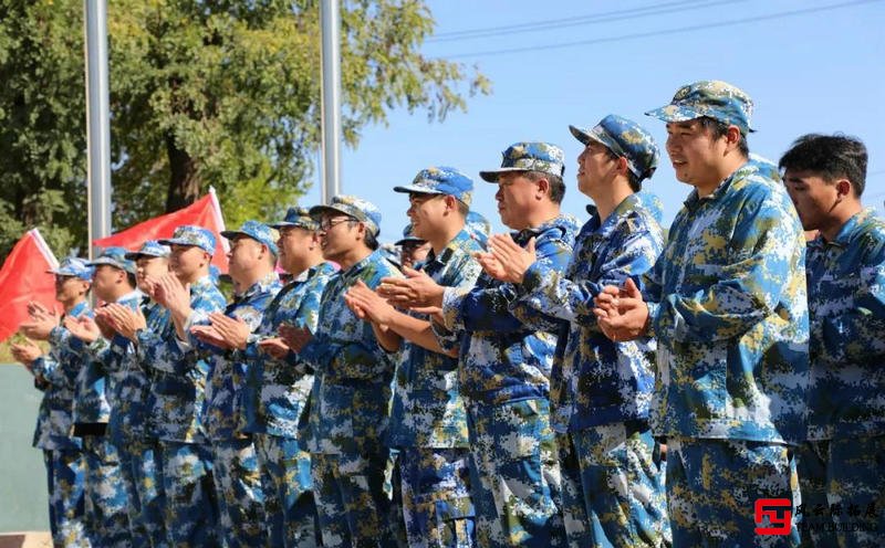 軍事化拓展訓練